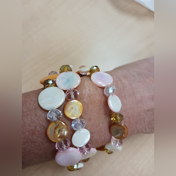 2 items Memory Coil Bracelet & Bead Earring Pink, Rose, Brown & Coral colors - Picture 5 of 15